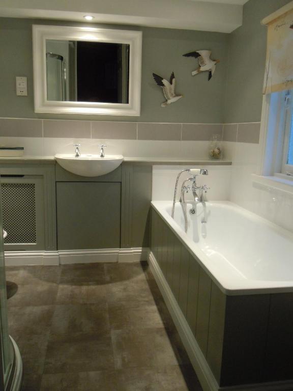 Hotel Stuart House 3*