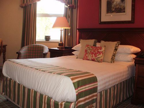 Hotel Stuart House 3*