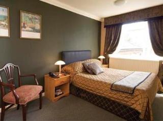 Stuart House Hotel 3*